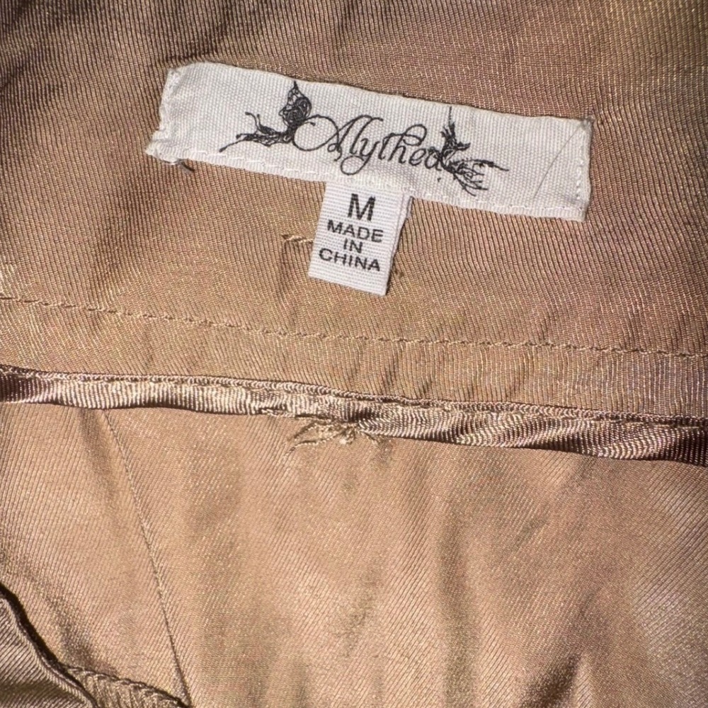 Alythea Women's M Beige Pleated  Belted‎ Pants - Picture 5 of 9